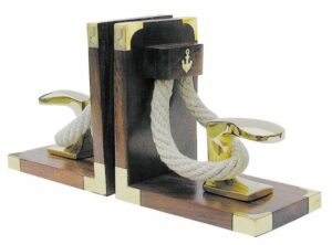 Coppia di fermalibri con bitta e cima