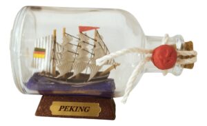 Little bottle-ship "Peking"