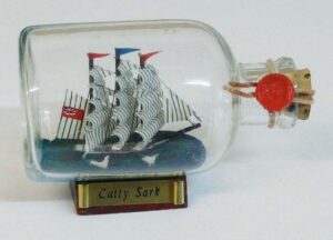 nave in bottiglia piccola "cutty sark"