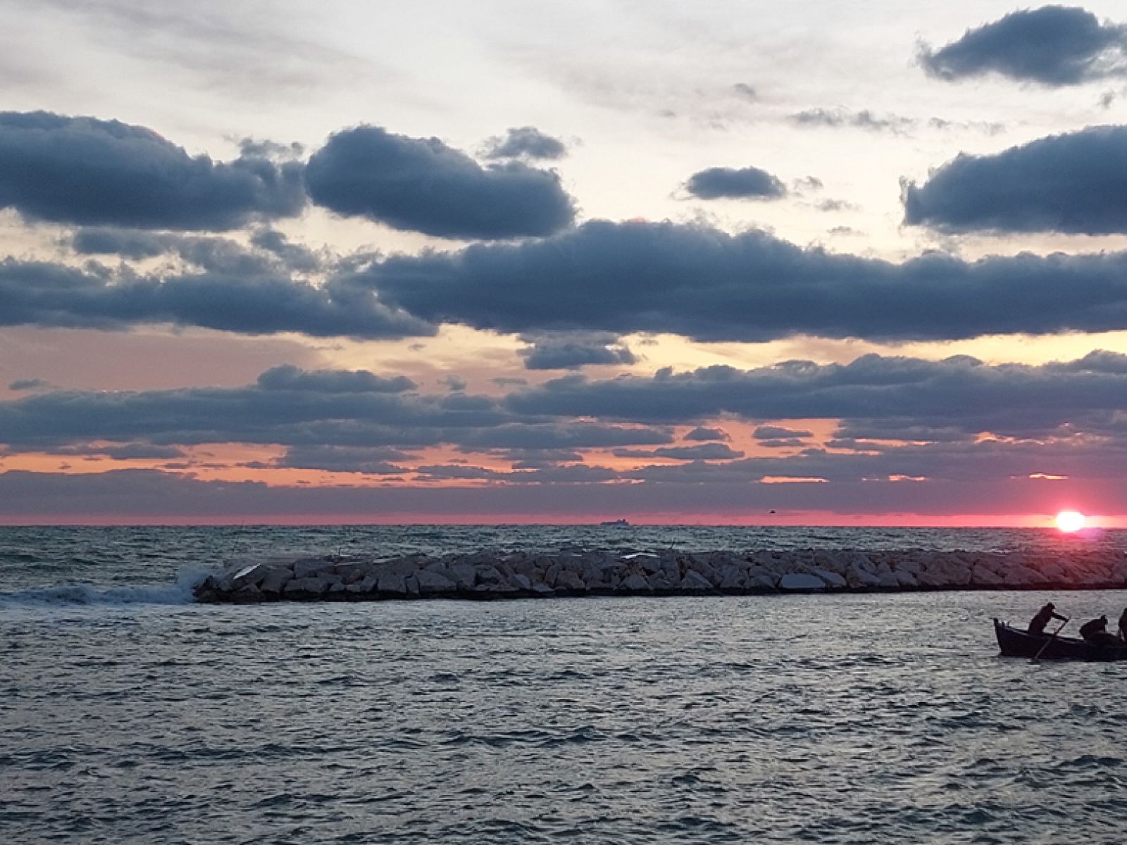 Il canto dell'alba | Mostra fotografica di Gaetano Rossini alla Libreria del Mare